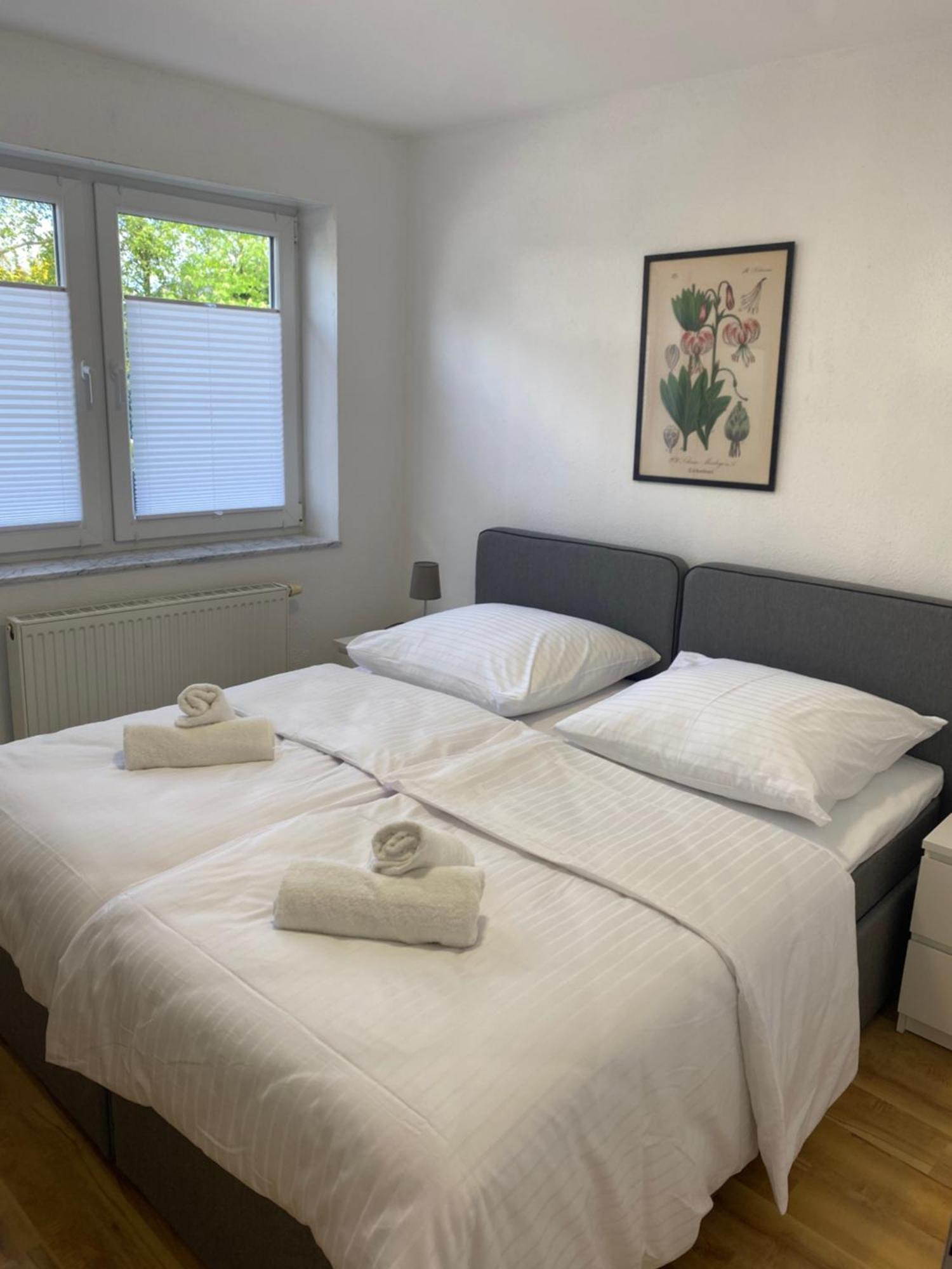 Modern - Wifi - Netflix - Ruhig Apartment บีเลอเฟล์ด ภายนอก รูปภาพ
